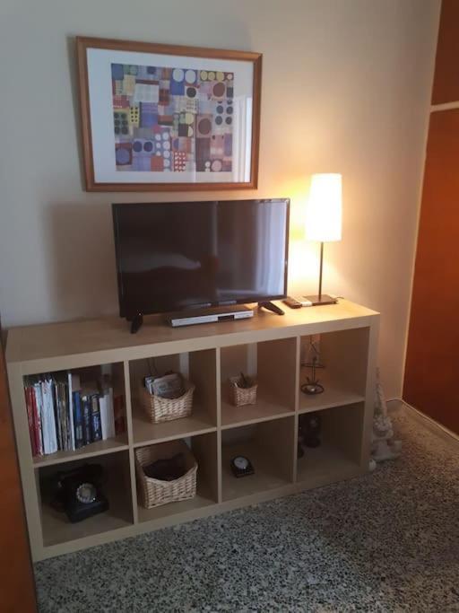 Seaside Family Apartment Loutraki Экстерьер фото